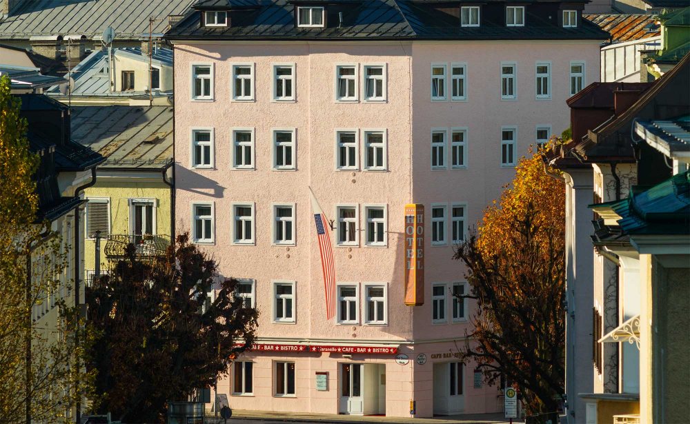 Hotel  Vier Jahreszeiten (4 Sterne)