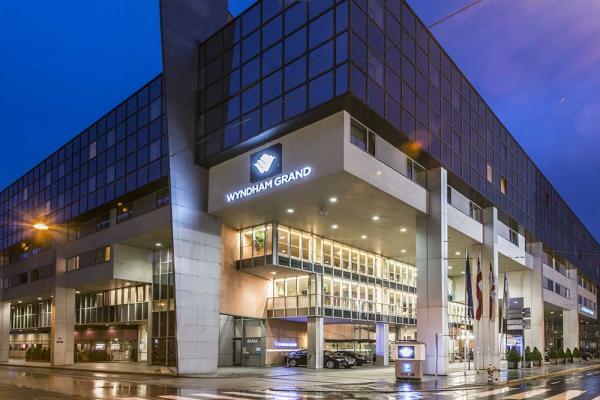 Wyndham Grand Hotel